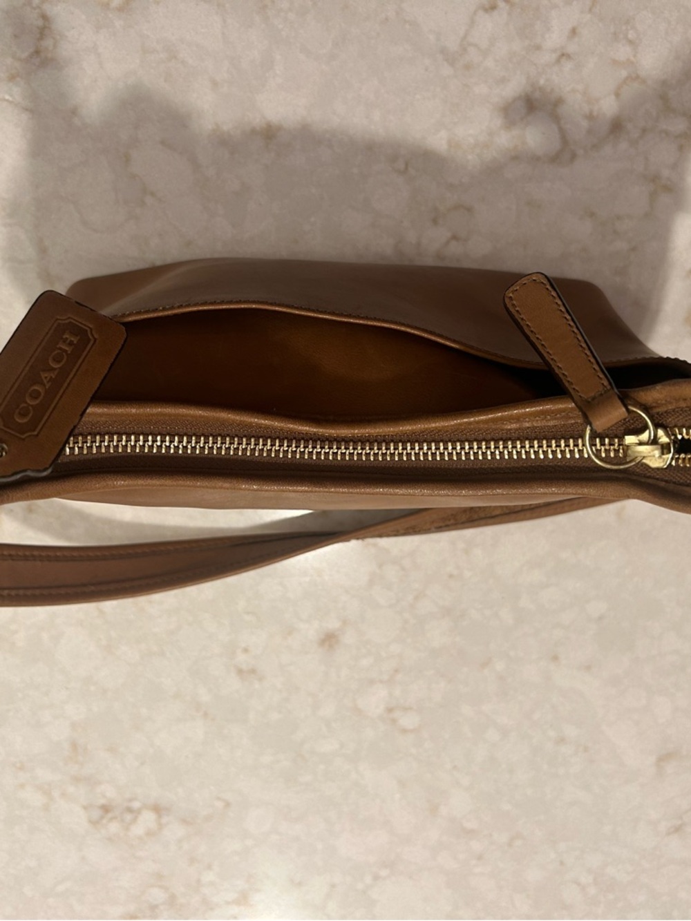 Coach Classic Brown Leather Shoulder Bag - Picture 5 of 7